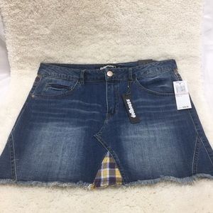 Dollhouse denim skirt